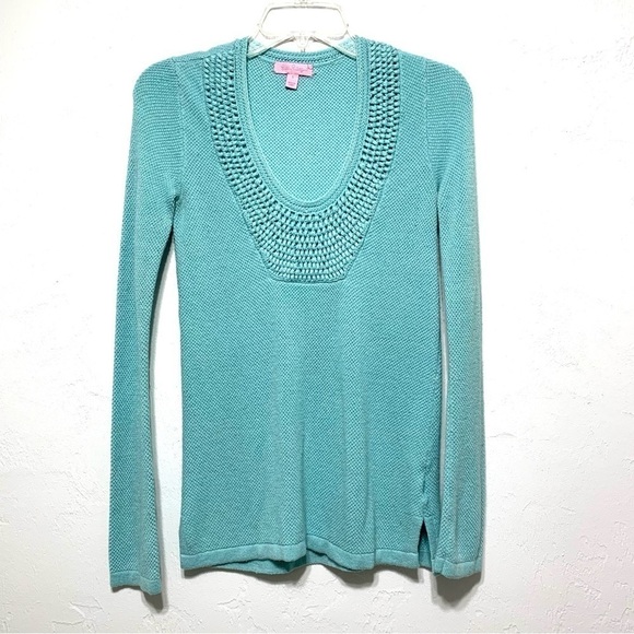 Lilly Pulitzer Teal Blue Long Sleeve Round Neck Knit Wool Sweater size Small - Picture 1 of 5